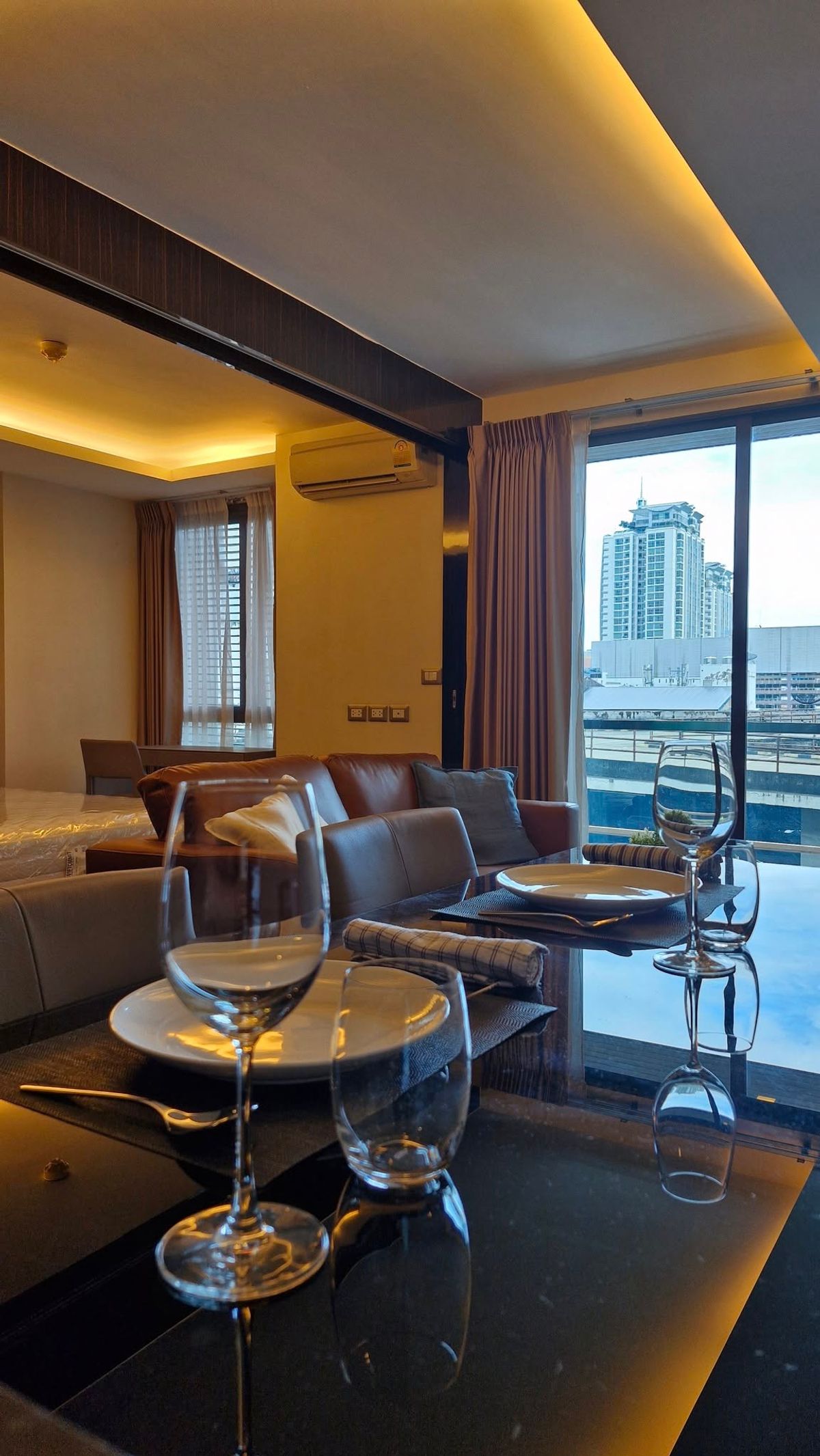 ให้เช่าคอนโดสุขุมวิท อโศก ทองหล่อ : เช่า RR166 The Address Sukhumvit 61 ห้องสวยพร้อมอยู่ ใกล้รถไฟฟ้า BTS เอกมัย 