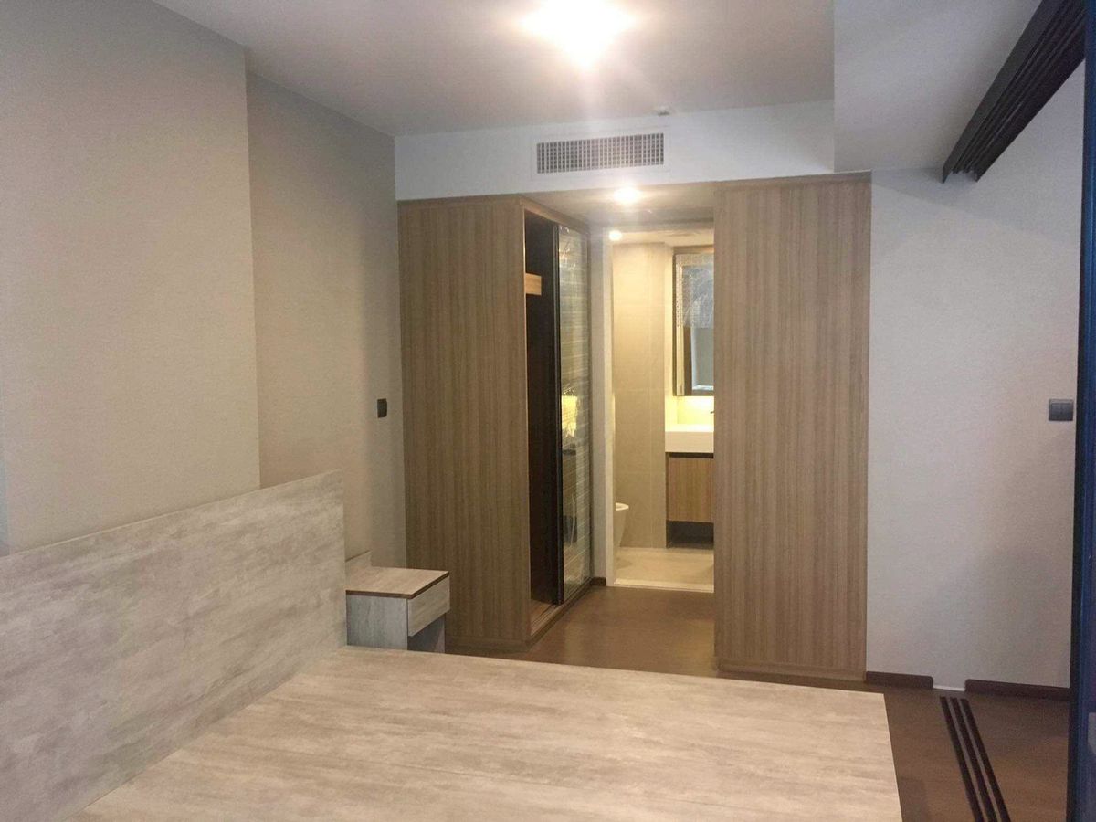 For SaleCondoWitthayu, Chidlom, Langsuan, Ploenchit : ST039 Sale! Na Vara Residence