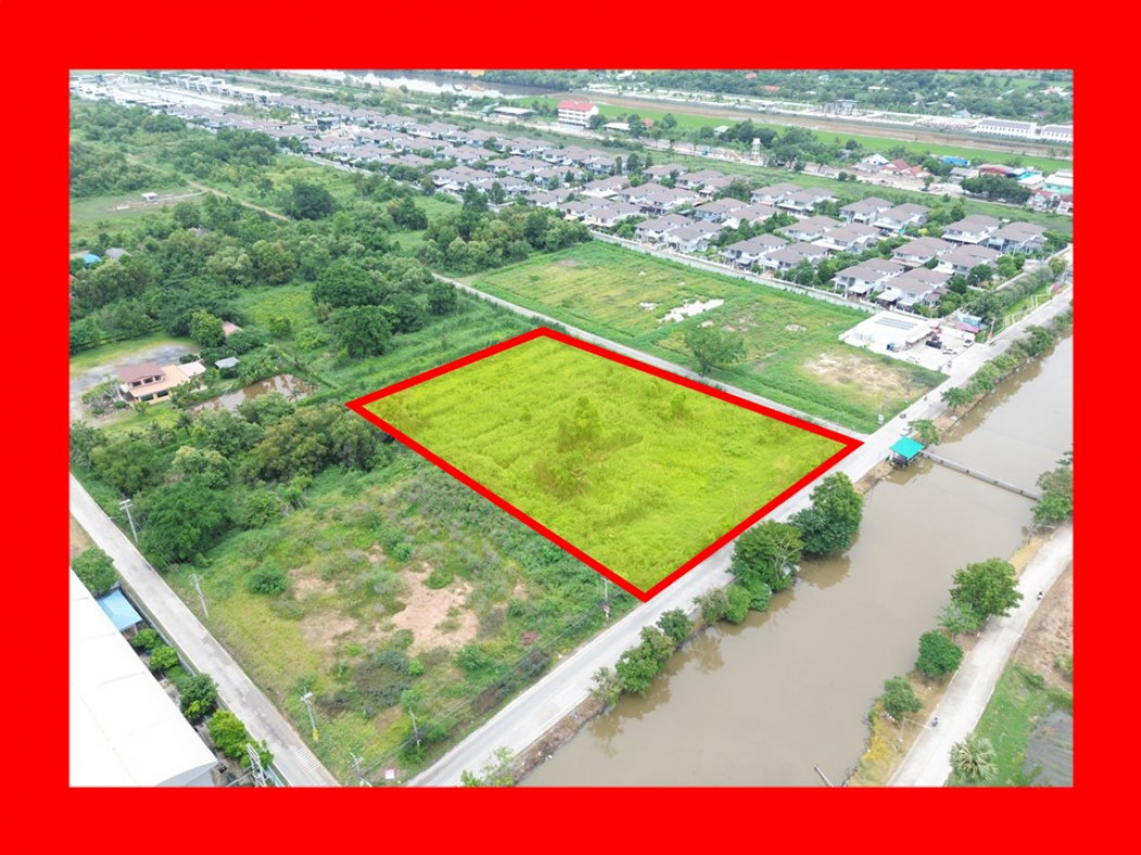 ขายที่ดินปทุมธานี รังสิต ธรรมศาสตร์ : ขาย ที่ดิน ผังสีชมพู ริมถนนเลียบคลองหก อ.คลองหลวง 7 ไร่กว่า ใกล้ ถนนรังสิต-นครนายกแค่ 6 กม. DD
