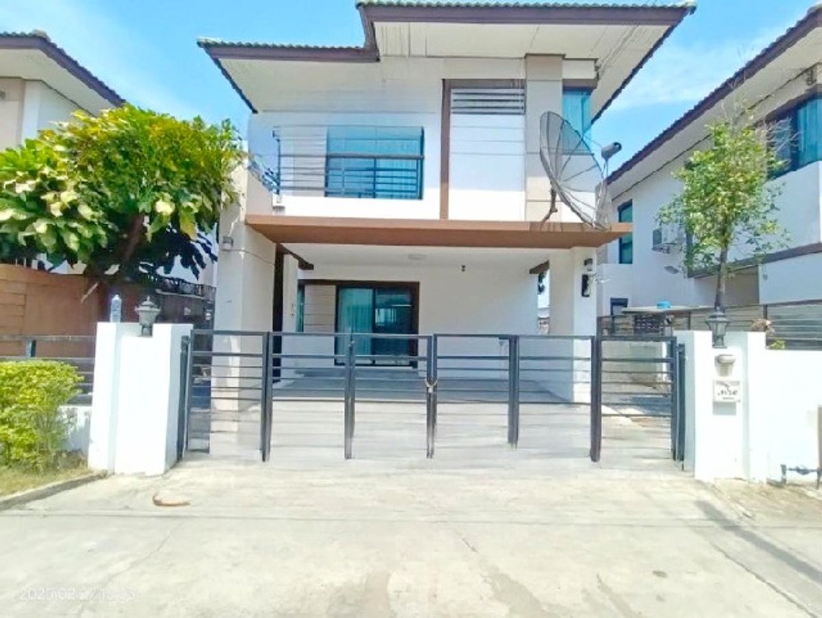 ให้เช่าบ้านปทุมธานี รังสิต ธรรมศาสตร์ : รร.เปรมฤทัย ลำลูกกา 500 ม. ถูกที่สุดในโลก ลำลูกกาคลอง6 ให้เช่าบ้านฟ้า 2 ชั้น ปิยรมย์ พร้อมเฟอร์ฯ 3 นอน 2 น้ำ 38 ตร.วา.152 ตร.ม.