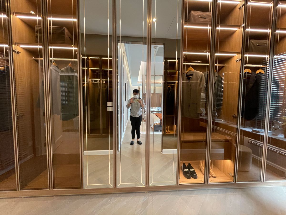 For SaleHouseSukhumvit, Asoke, Thonglor : [RARE ITEM] Luxurious corner mansion Lavista Ekkamai 10 | 429 sq m. Superior life in the heart of Ekkamai—fully decorated. Ready to move in!