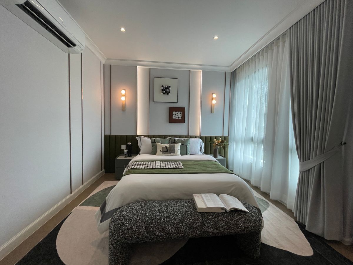 For SaleHouseSukhumvit, Asoke, Thonglor : [RARE ITEM] Luxurious corner mansion Lavista Ekkamai 10 | 429 sq m. Superior life in the heart of Ekkamai—fully decorated. Ready to move in!