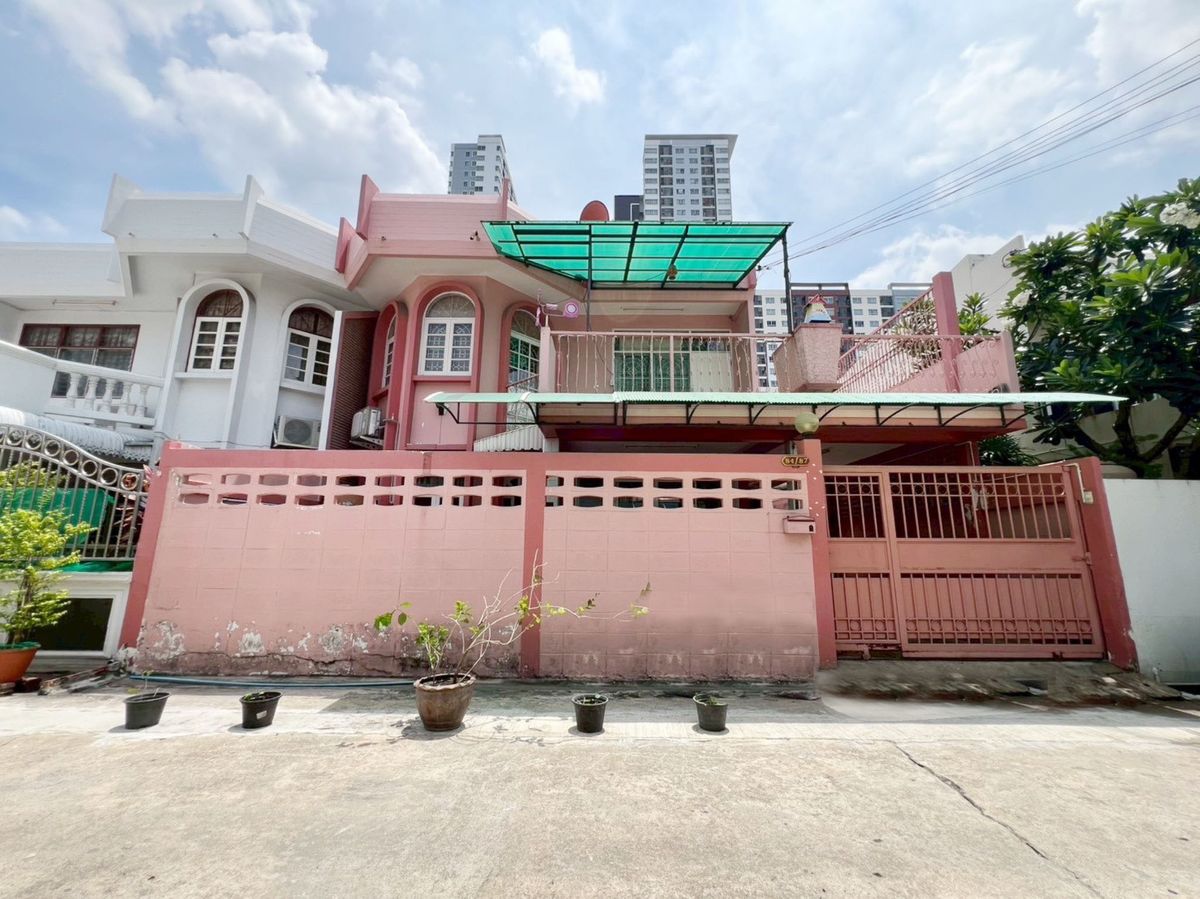 For SaleHouseSathorn, Narathiwat : Single house, Soi Nonree 8, Rama 3, classic design, unique, good location, convenient to travel near the expressway near the mall.
