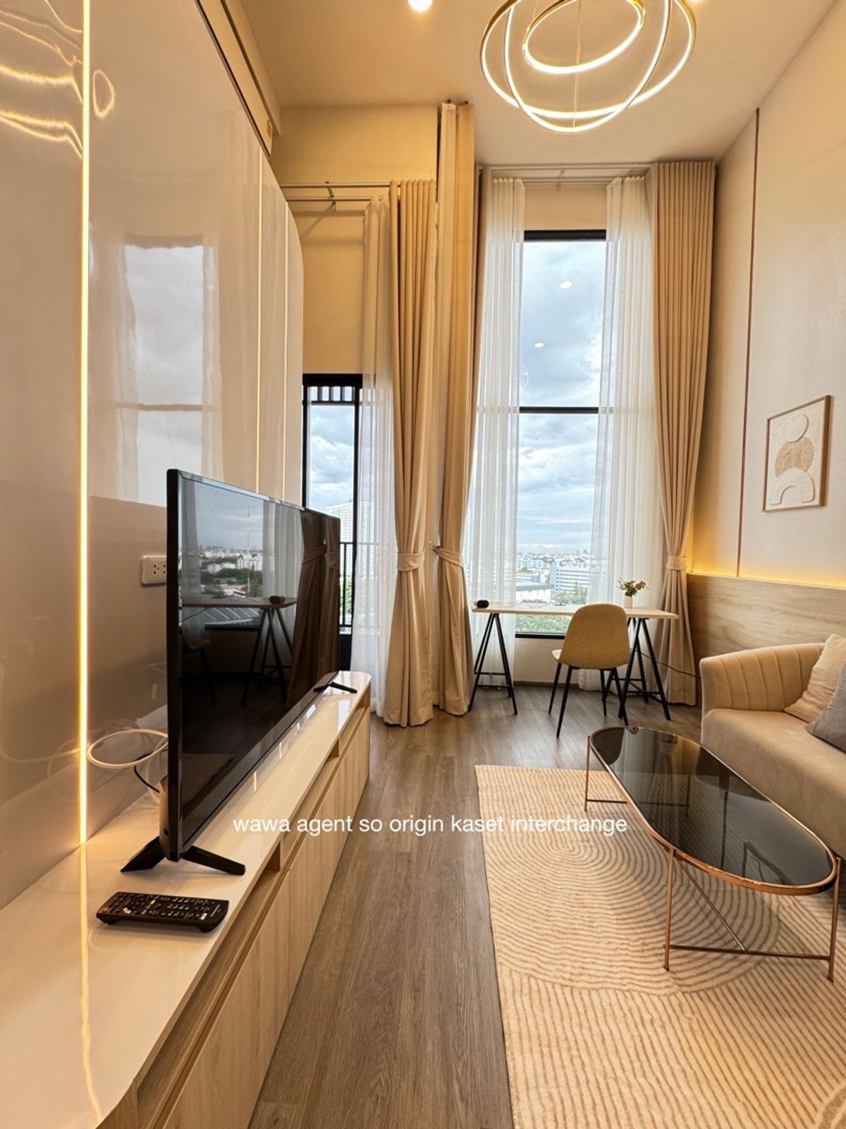 For RentCondoKasetsart, Ratchayothin : Waiting for the first tenants ready to stay.