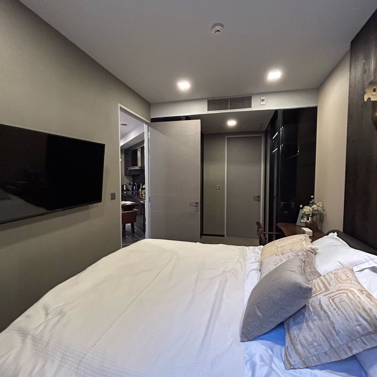 ให้เช่าคอนโดสุขุมวิท อโศก ทองหล่อ : For rent Ashton Residence 41