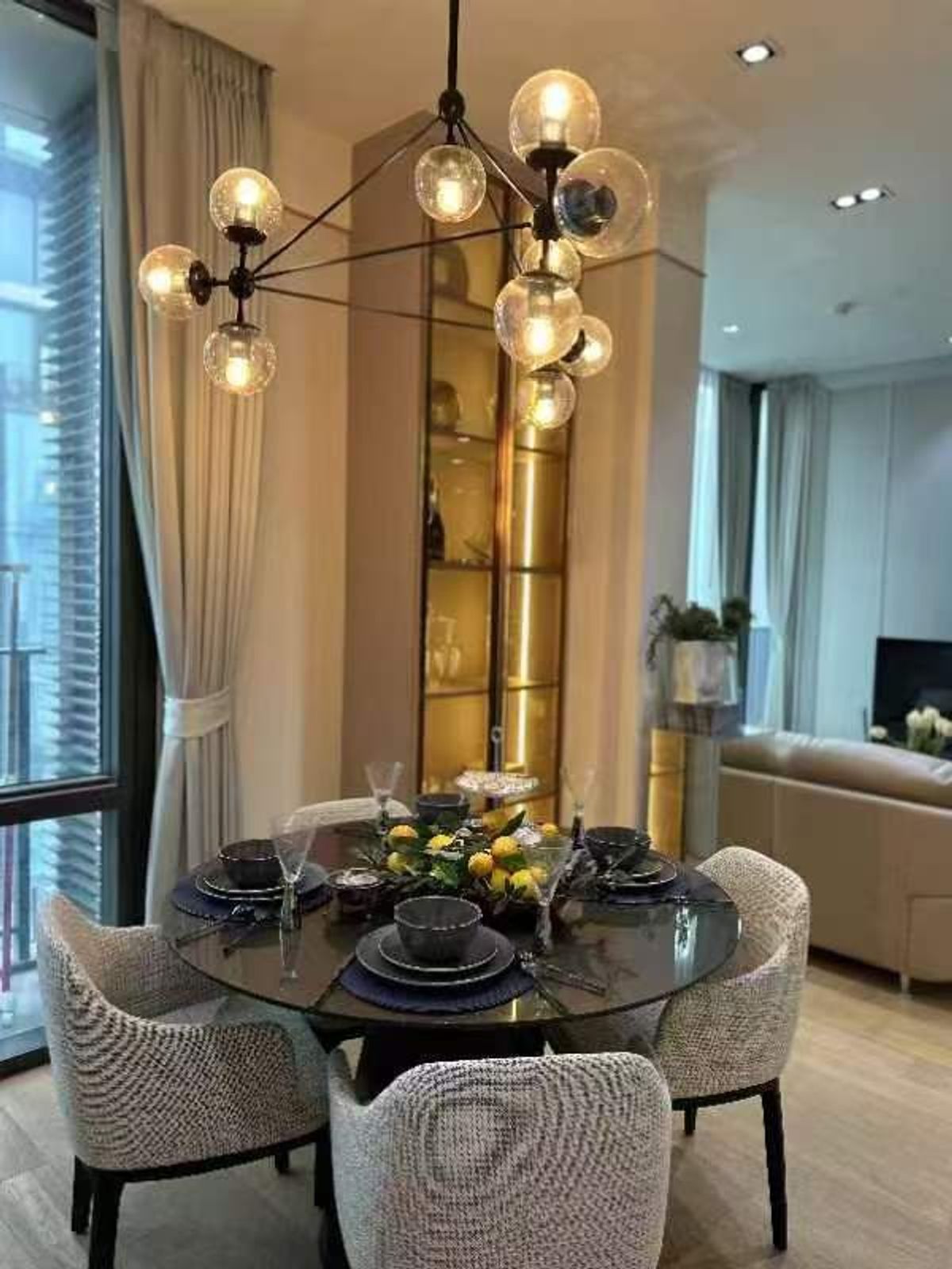 ให้เช่าคอนโดวิทยุ ชิดลม หลังสวน : 📢28Chidlom 2ห้องนอน ห้องสวย ปล่อยเช่า✨ พร้อมเข้าอยู่