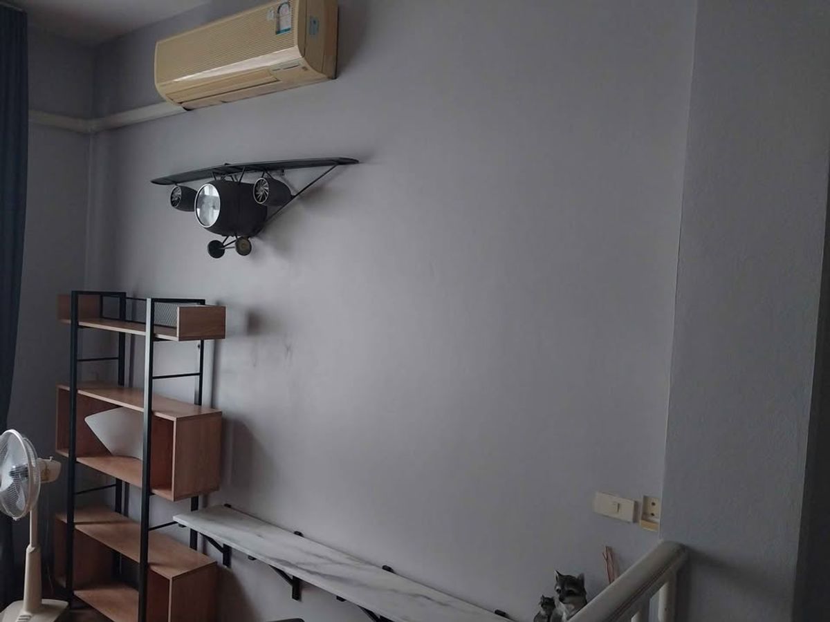 ให้เช่าทาวน์โฮมเลียบทางด่วนรามอินทรา : บ้านกลางเมือง ลาดพร้าว-โยธินพัฒนา แปลงมุม  ให้เช่า 35,000 บาท/เดือน  