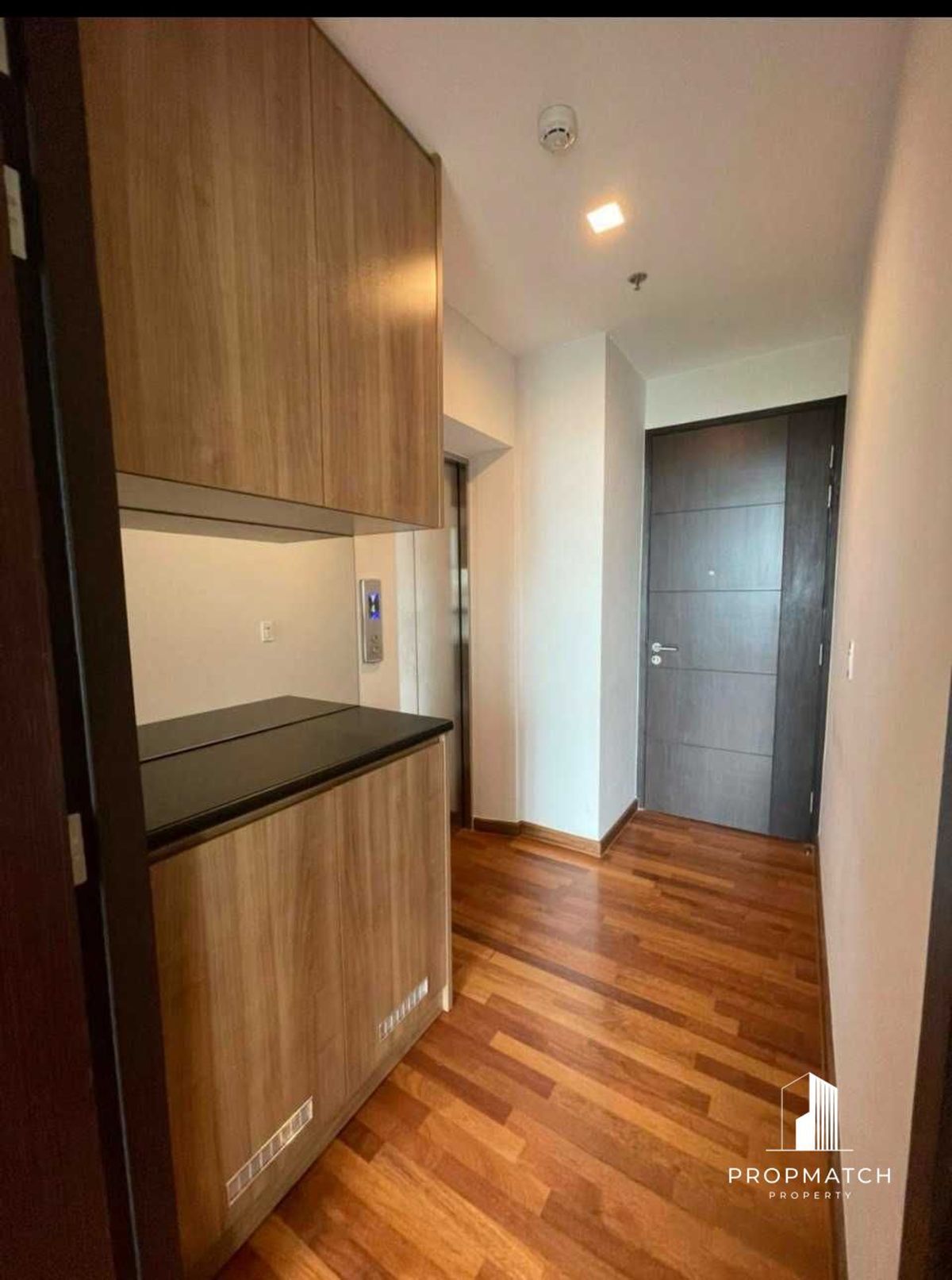 For RentCondoRatchathewi,Phayathai : ✨Flash Deal ✨Wish Signature @ Midtown Siam (1Bed 1Bath 33SQM.) Completely decorated !! Only 22,000 baht per month Tel.0981315848 @PropMatch