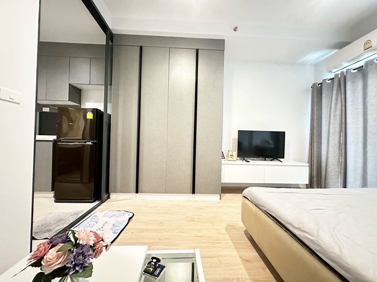 ให้เช่าคอนโดพระราม 9 เพชรบุรีตัดใหม่ RCA : Ideo New Rama 9 Studio unit for rent