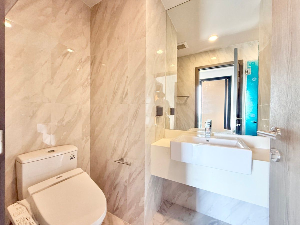 ขายคอนโดคลองเตย กล้วยน้ำไท : “โอกาสทอง! COCO Parc 2 Bed วิวแม่น้ำ 62 ตร.ม. 📍 พร้อมเข้าอยู่ | ราคาพิเศษ อย่าช้า!”