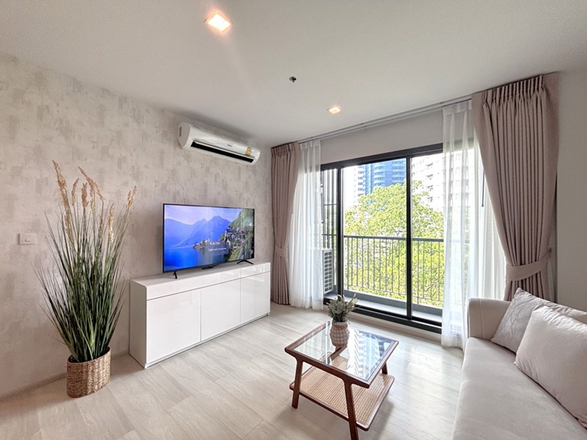For RentCondoWitthayu, Chidlom, Langsuan, Ploenchit : 🍁🌹Life One Wireless Near BTS Ploenchit Available🍁🌹