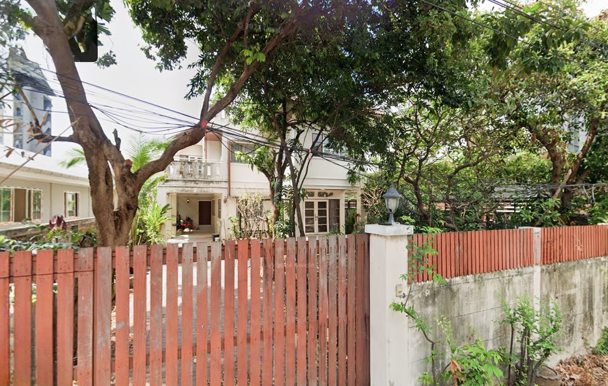For SaleHouseChokchai 4, Ladprao 71, Ladprao 48, : Detached house, Lat Phrao Wang Hin 43 /4 Bedrooms (Sale), Details Ladprao Wanghin 43 /4 Bedrooms (For Sale) Meaw675