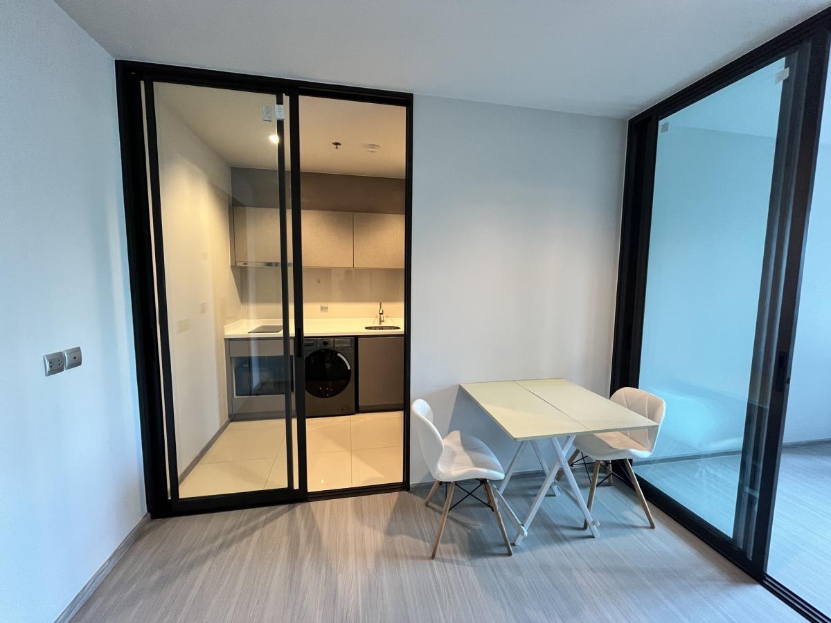 KL05026 - Life Asoke - Rama 9 :  MRT Rama9 / CentralRama9 / ARL Makkasan Loading...