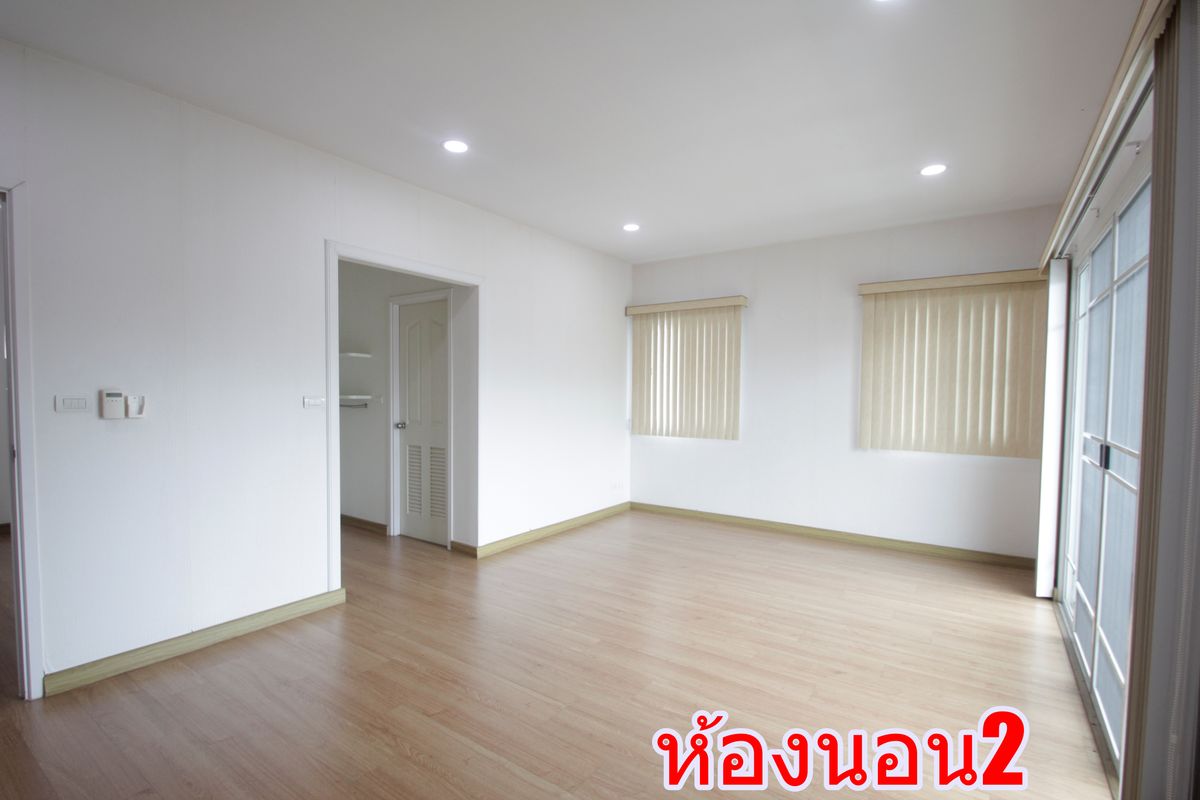 For SaleHousePhutthamonthon, Salaya : Baan Dae Yewaphatsorn Pinklao Petchkasem The new house has never been to sell, loss with fir, air conditioner, refrigerator, curtain, 61.9 square wah.