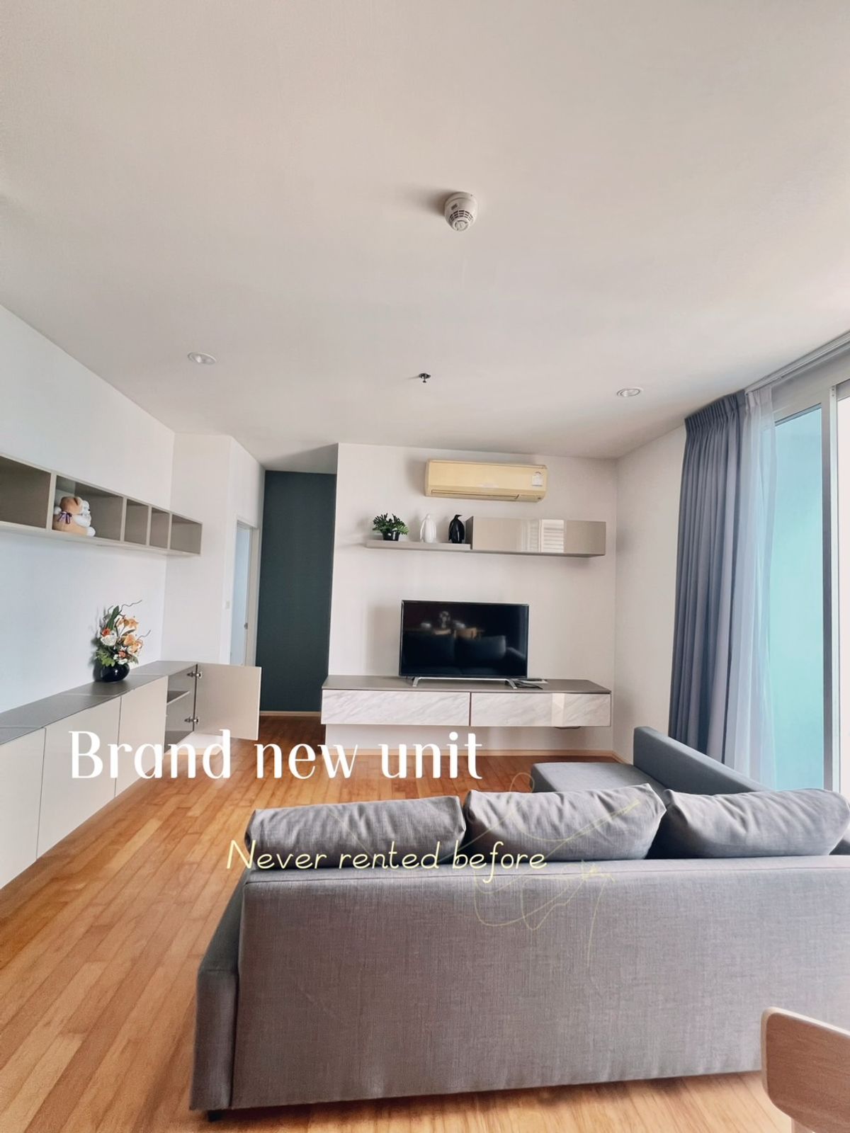 For RentCondoRatchathewi,Phayathai : Brand New Unit: Never Rented before - Villa Ratchathewi 2Bed2Bath, 30 ++, only 48K