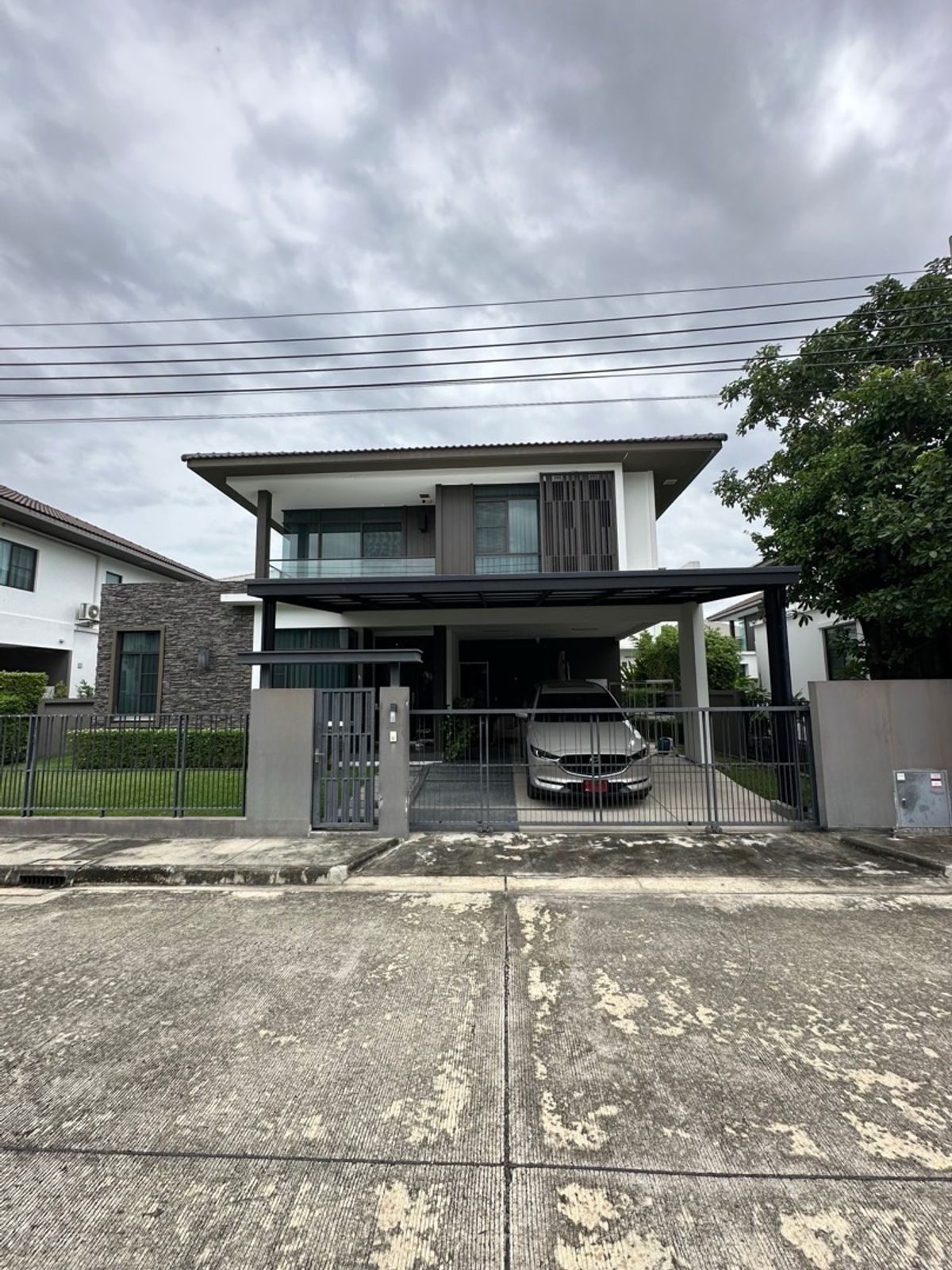 ขายบ้านบางนา แบริ่ง ลาซาล : 🏡 ขายบ้านเดี่ยวสไตล์โมเดิร์น
โครงการ มัณฑณา ศรีนครินทร์-บางนา