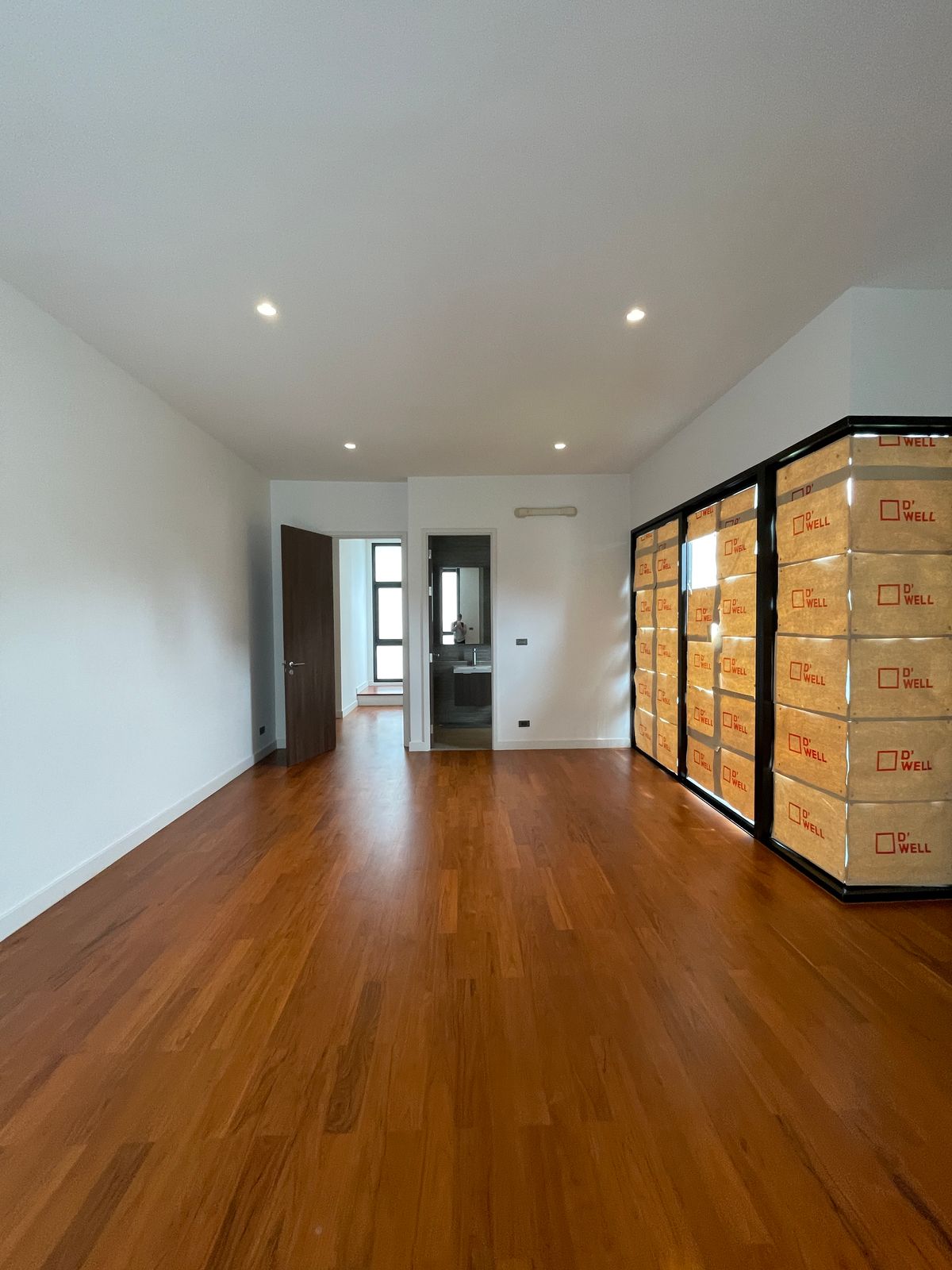 ขายบ้านรามคำแหง หัวหมาก : บ้าน Super Luxury “ARNA Rama9” 4 ห้องนอน 5 ห้องน้ำ 3 ที่จอดรถ บ้านเดี่ยว 3 ชั้น + ดาดฟ้า สไตล์ Super Luxury บนทำเลศักยภาพสูงใจกลางพระราม 9 – รามคำแหง ใจกลางเมือง ใกล้รถไฟฟ้าสายสีส้ม 