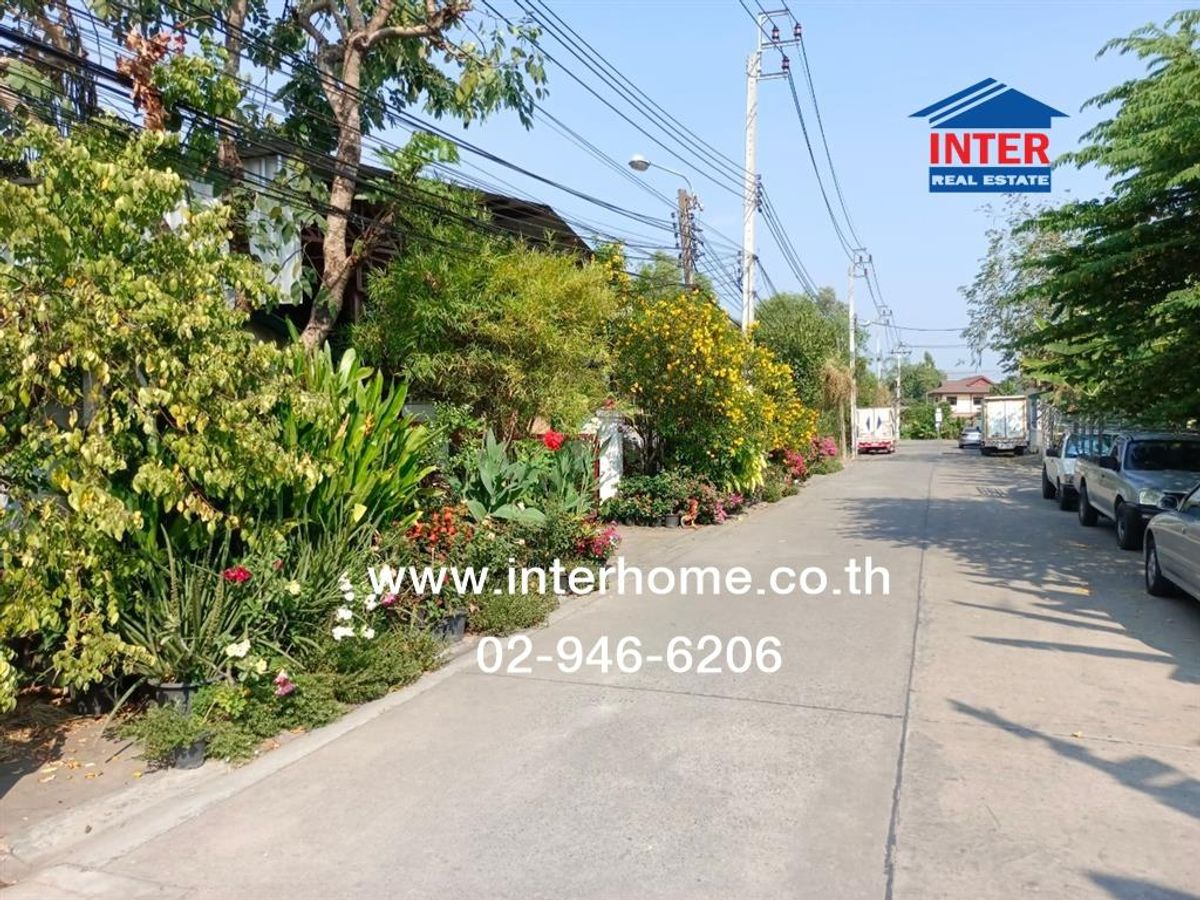 ขายที่ดินเลียบทางด่วนรามอินทรา : ที่ดิน + โกดัง 1 ชั้น 382 ตร.ว. ที่ดิน + โกดัง ซอยรามอินทรา5 แยก18 ถนนพหลโยธิน ถนนรามอินทรา เขตบางเขน กรุงเทพมหานคร