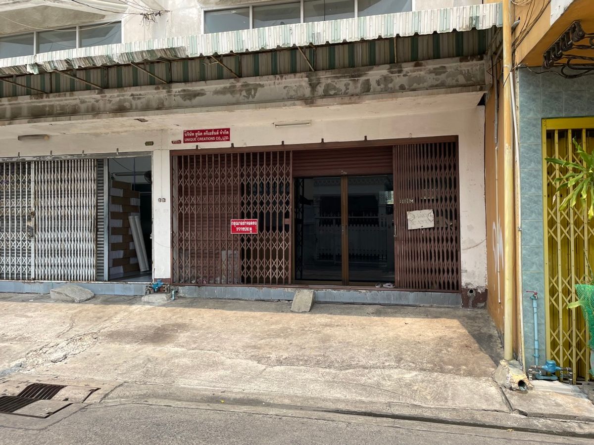 ขายอาคารพาณิชย์ปิ่นเกล้า จรัญสนิทวงศ์ : ขาย อาคารพาณิยช์ 3.5 ชั้น ใกล้ MRT ท่าพระ