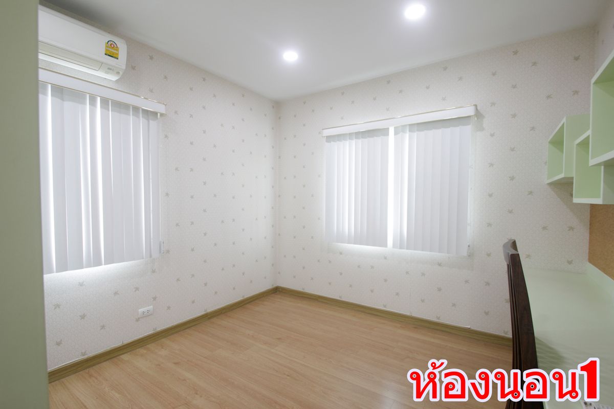 For SaleHousePhutthamonthon, Salaya : Baan Dae Yewaphatsorn Pinklao Petchkasem The new house has never been to sell, loss with fir, air conditioner, refrigerator, curtain, 61.9 square wah.