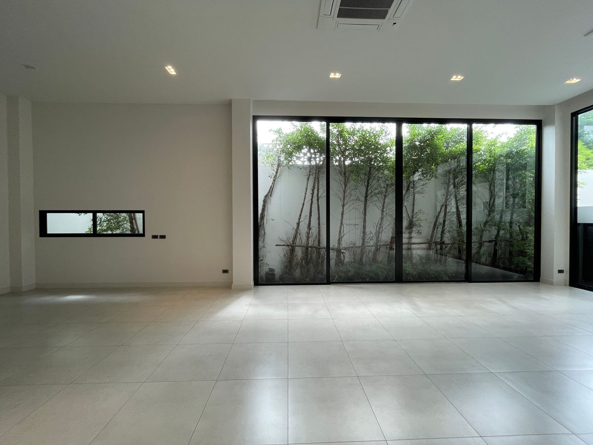 ขายบ้านรามคำแหง หัวหมาก : บ้าน Super Luxury “ARNA Rama9” 4 ห้องนอน 5 ห้องน้ำ 3 ที่จอดรถ บ้านเดี่ยว 3 ชั้น + ดาดฟ้า สไตล์ Super Luxury บนทำเลศักยภาพสูงใจกลางพระราม 9 – รามคำแหง ใจกลางเมือง ใกล้รถไฟฟ้าสายสีส้ม 