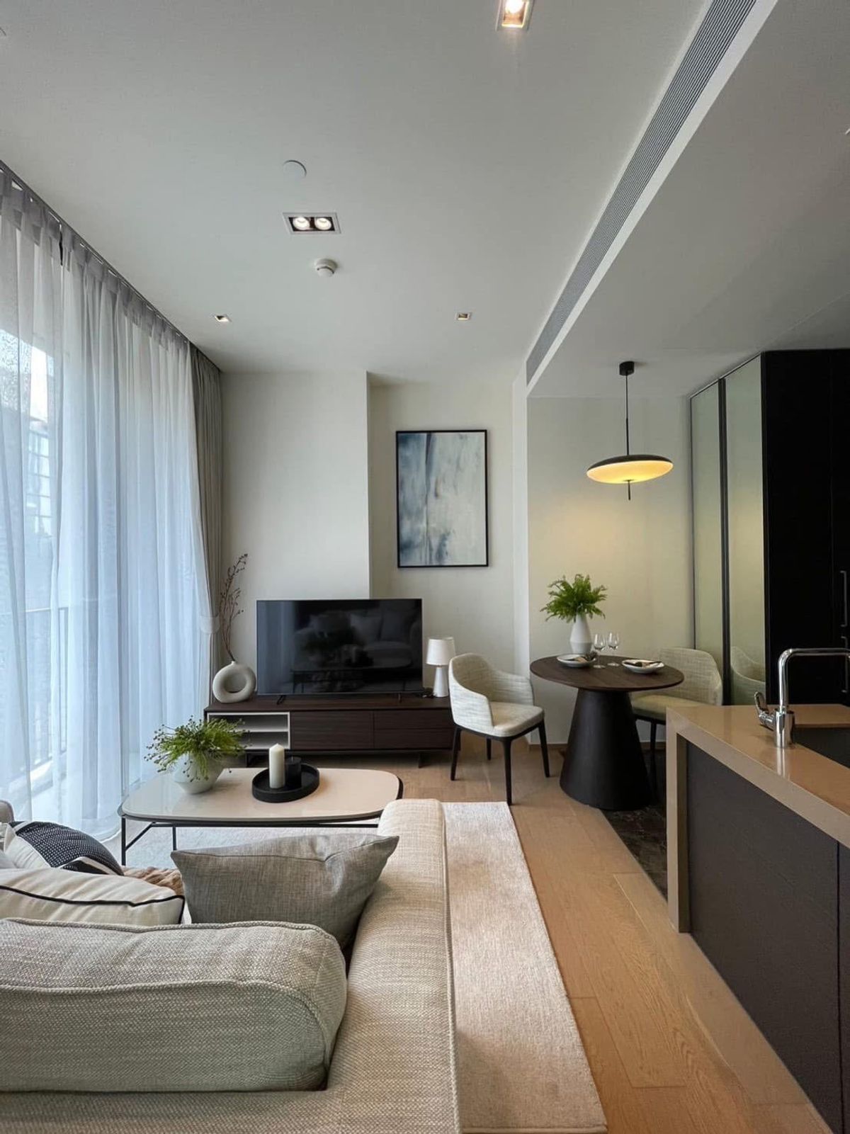 ขายคอนโดวิทยุ ชิดลม หลังสวน : ST061 ขายห้องด้่วนสุดคุ้ม! 28 Chidlom