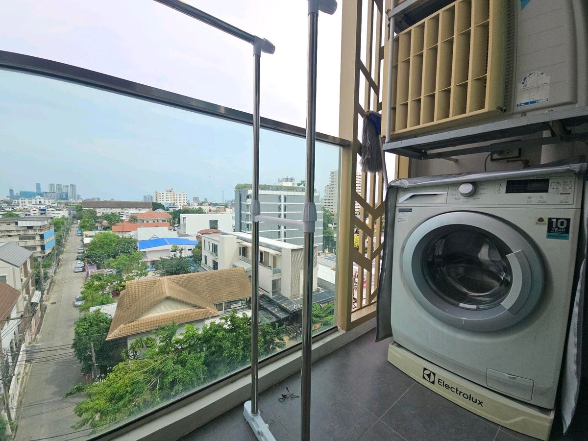 For RentCondoOnnut, Udomsuk : 2 bedroom condo for rent, 1 bathroom near BTS Onnut