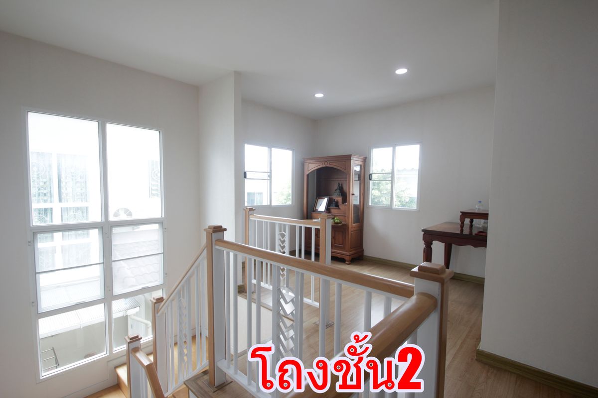 For SaleHousePhutthamonthon, Salaya : Baan Dae Yewaphatsorn Pinklao Petchkasem The new house has never been to sell, loss with fir, air conditioner, refrigerator, curtain, 61.9 square wah.