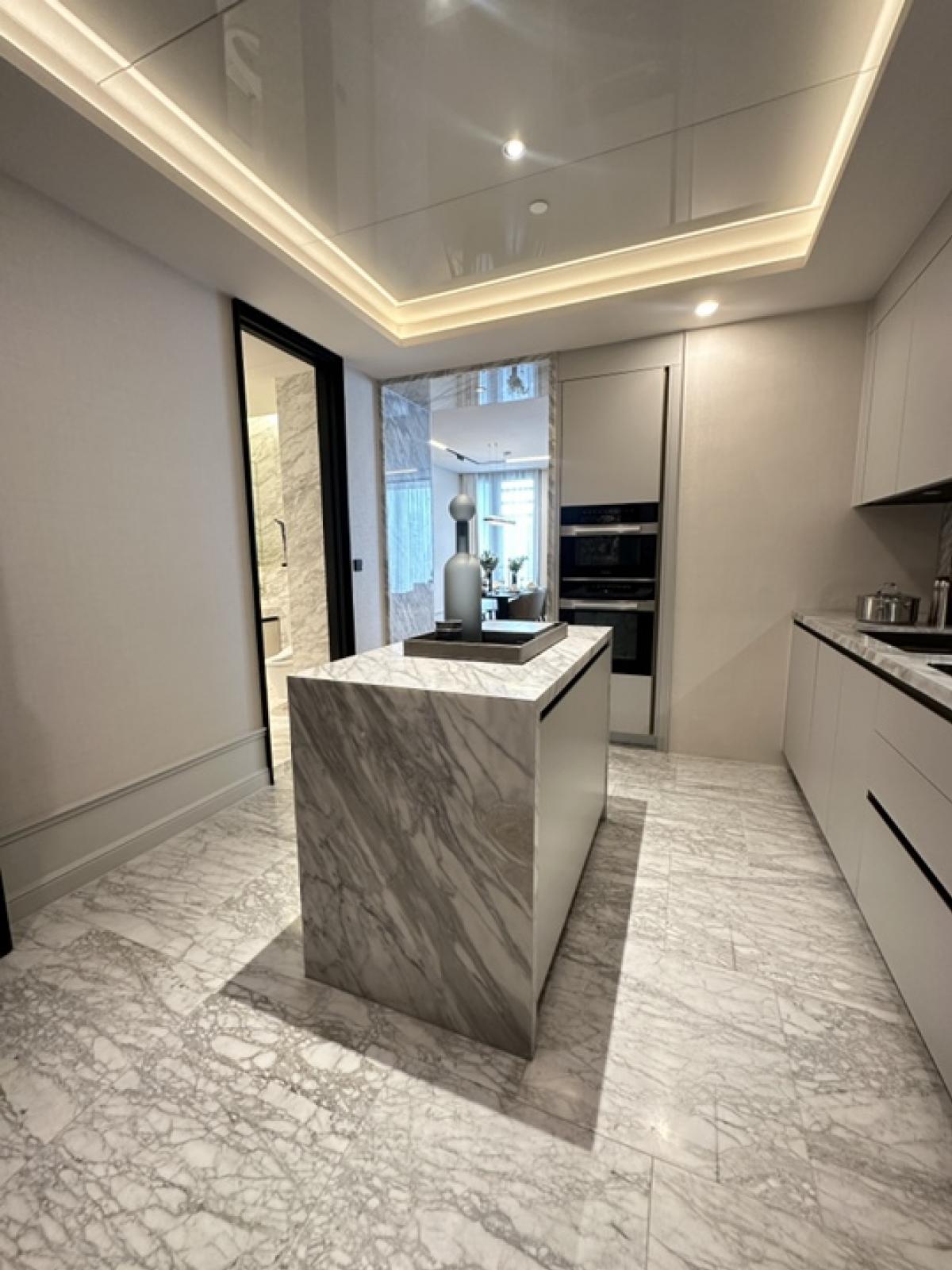 ขายคอนโดสุขุมวิท อโศก ทองหล่อ : 🔥 For sale เปิดจองคอนโด The Residences 38 (เดอะ เรสซิเดนเซส 38) ทองหล่อ 2/2 Bed 125 Sq.m ราคา 59.8 MB บริหารโดย 𝐿𝑎 𝐶𝑙𝑒𝑓 𝐵𝑎𝑛𝑔𝑘𝑜𝑘 𝑏𝑦 𝑇ℎ𝑒 𝐶𝑟𝑒𝑠𝑡 𝐶𝑜𝑙𝑙𝑒𝑐𝑡𝑖𝑜𝑛