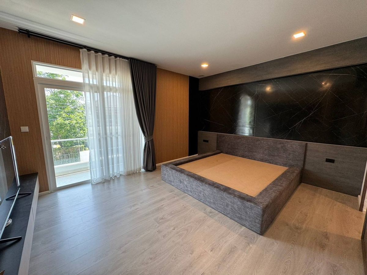 For RentHouseLadkrabang, Suwannaphum Airport : K-6446 Urgent rent! Detached house, Manthana Bangna Wongwaen (Ramkhamhaeng 2), ready to be near Bangna