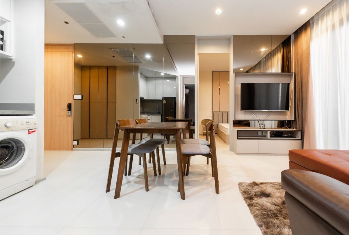 For RentCondoLadprao, Central Ladprao : urgent!!!!!! Condo for rent M Ladprao (M Lat Phrao) has a real room to watch.