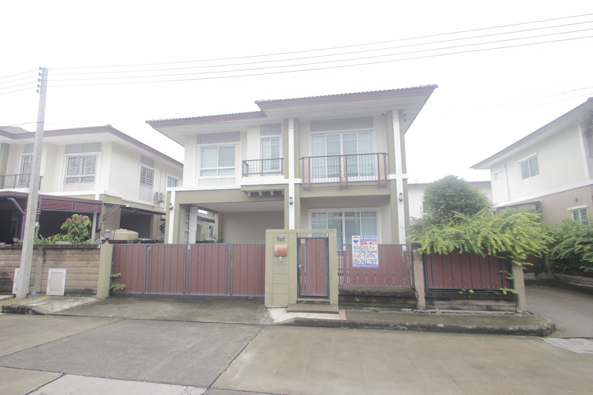 For SaleHousePhutthamonthon, Salaya : Baan Dae Yewaphatsorn Pinklao Petchkasem The new house has never been to sell, loss with fir, air conditioner, refrigerator, curtain, 61.9 square wah.