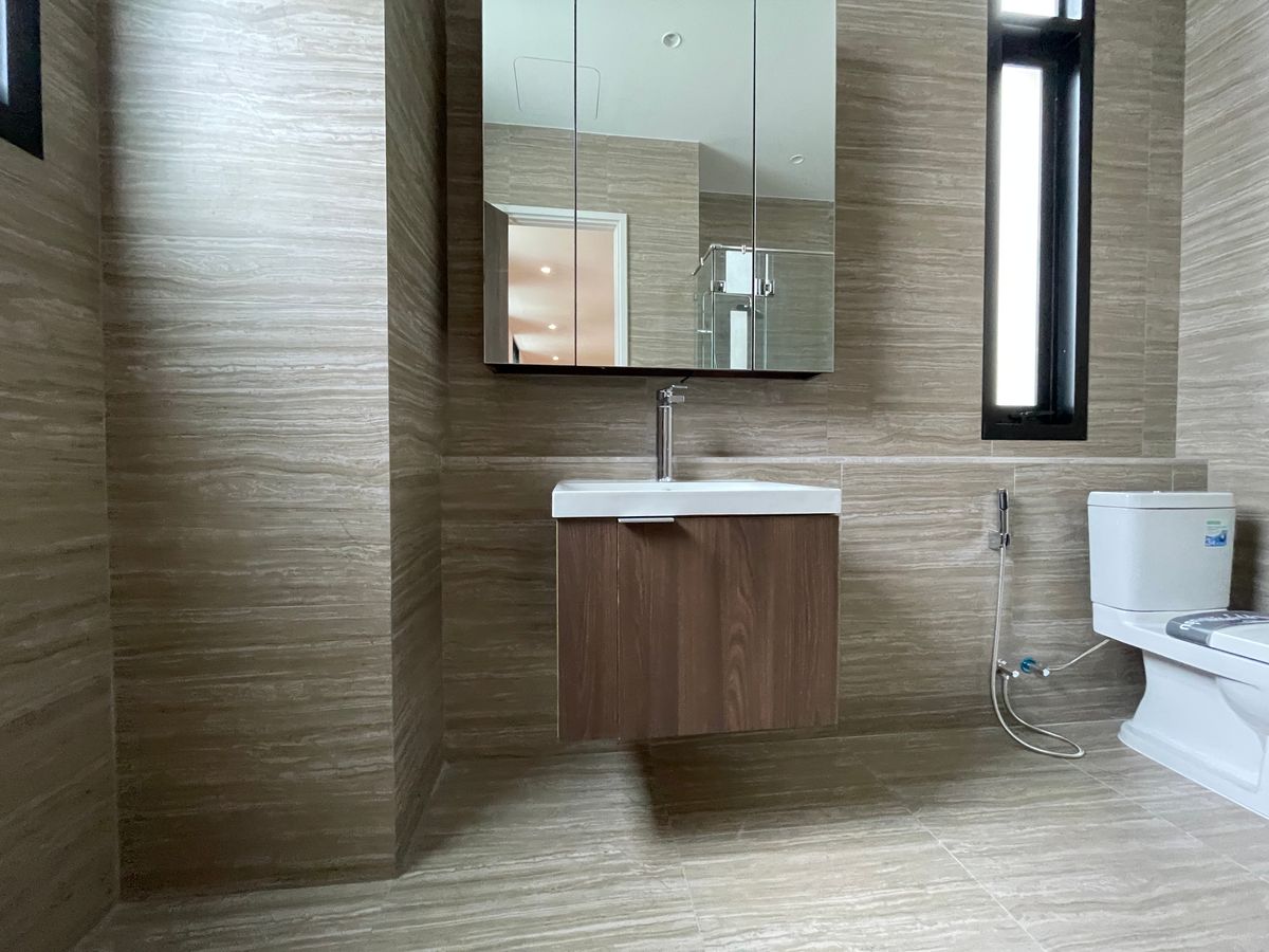 ขายบ้านรามคำแหง หัวหมาก : บ้าน Super Luxury “ARNA Rama9” 4 ห้องนอน 5 ห้องน้ำ 3 ที่จอดรถ บ้านเดี่ยว 3 ชั้น + ดาดฟ้า สไตล์ Super Luxury บนทำเลศักยภาพสูงใจกลางพระราม 9 – รามคำแหง ใจกลางเมือง ใกล้รถไฟฟ้าสายสีส้ม 