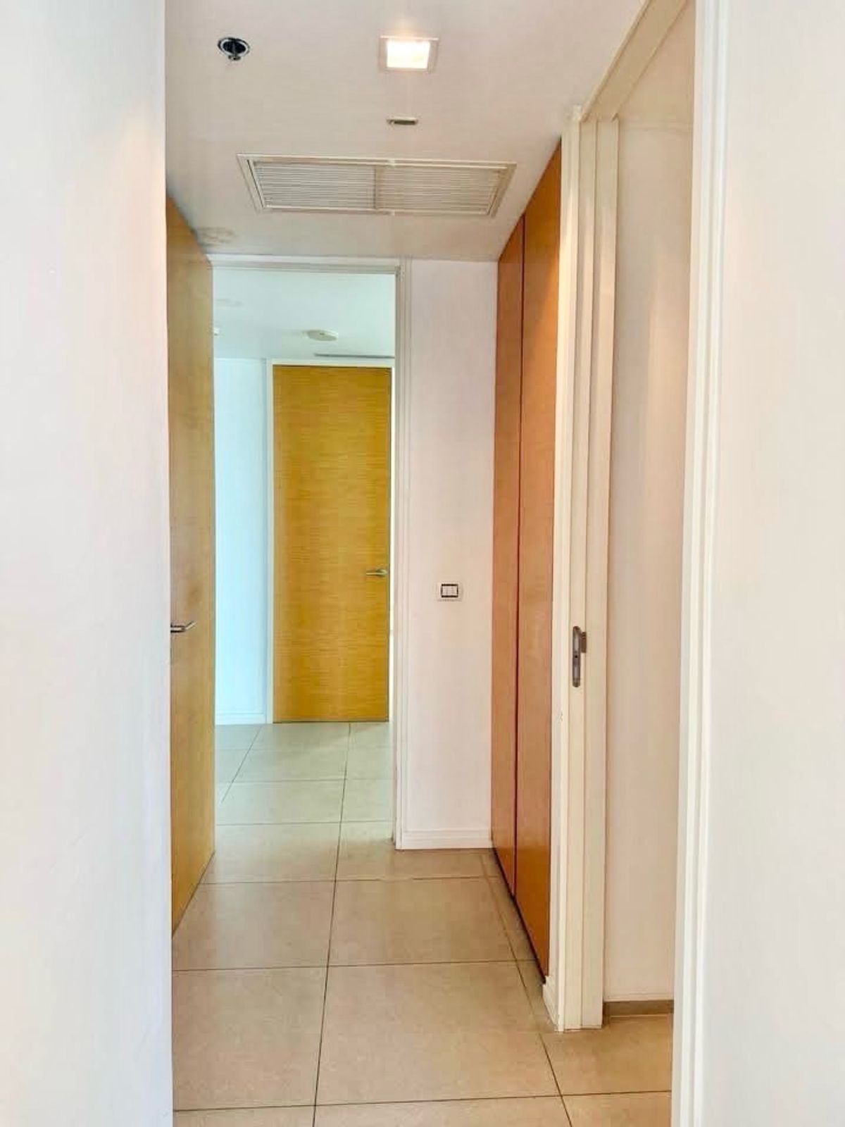 For RentCondoWongwianyai, Charoennakor : 🌟 For Rent: The River Condominium (Luxury Duplex Penthouse) 🌟 4BED5 Bath 200k