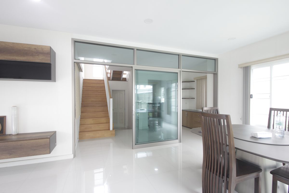 For SaleHousePhutthamonthon, Salaya : Baan Dae Yewaphatsorn Pinklao Petchkasem The new house has never been to sell, loss with fir, air conditioner, refrigerator, curtain, 61.9 square wah.