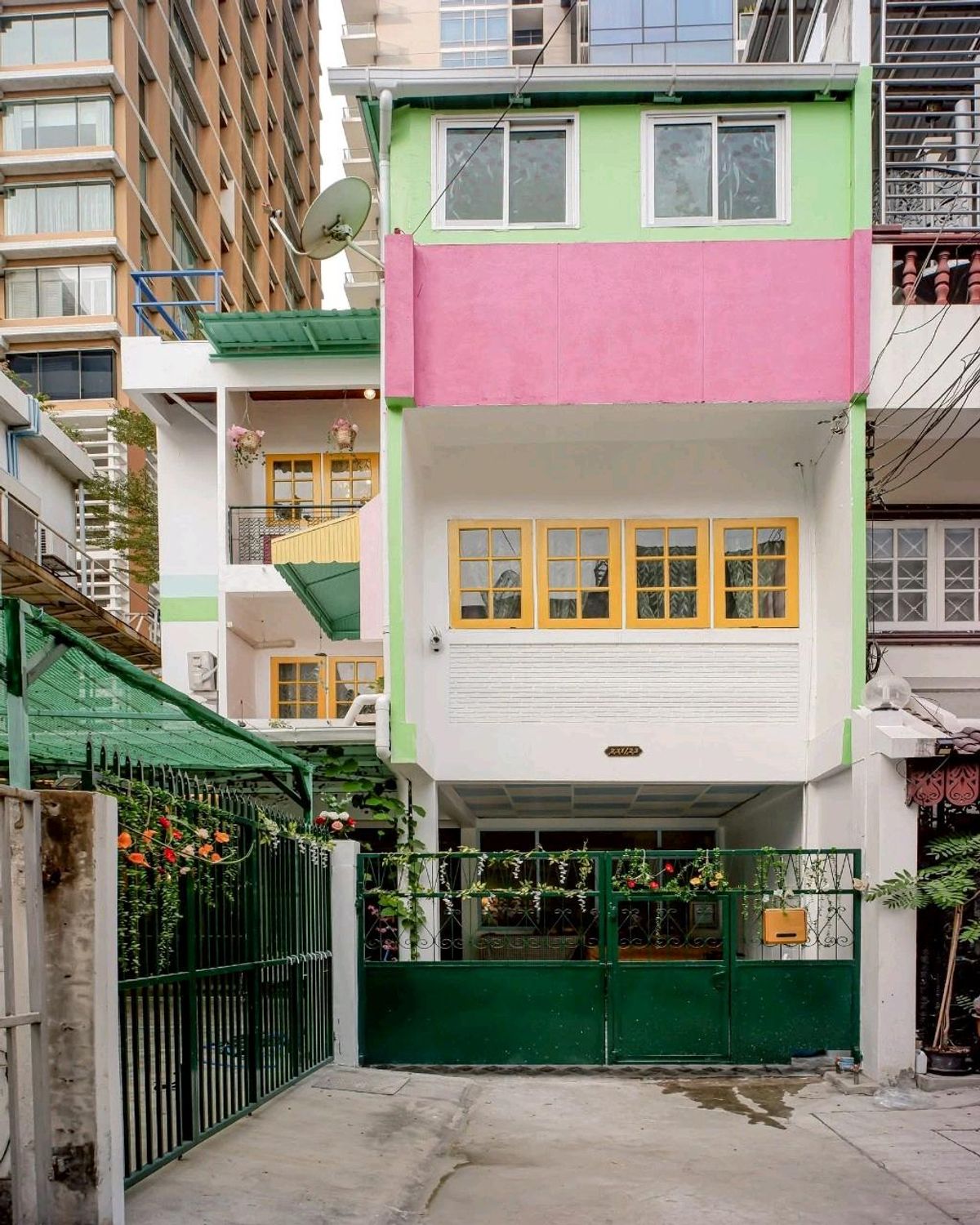 ให้เช่าทาวน์โฮมวิทยุ ชิดลม หลังสวน : ให้เช่า Townhome Style Minimal ใกล้ BTS ราชดำริ สวนลุมพินี🌟🌟🎄联排别墅出租，简约风格，靠近 BTS Ratchadamri