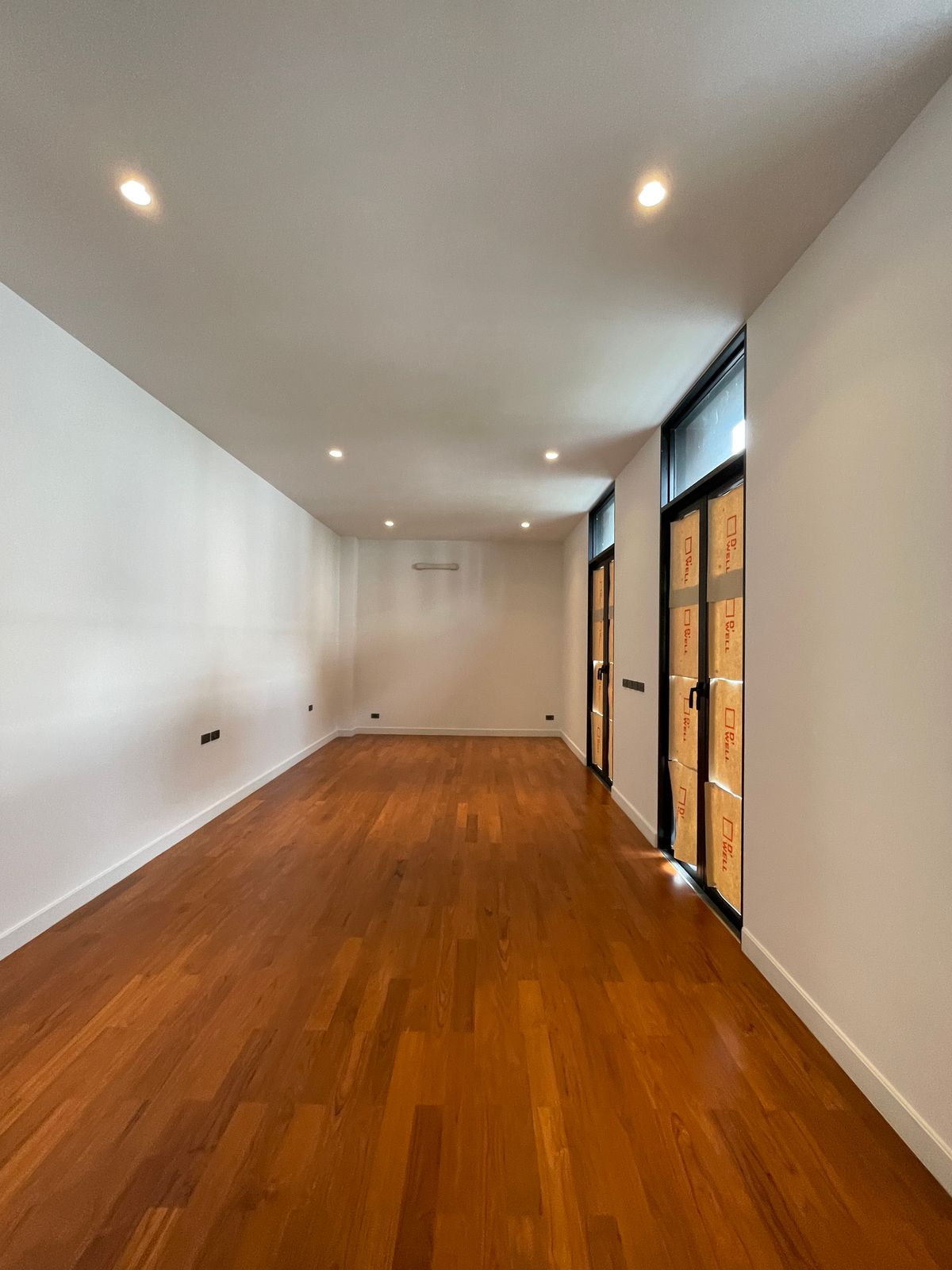 ขายบ้านรามคำแหง หัวหมาก : บ้าน Super Luxury “ARNA Rama9” 4 ห้องนอน 5 ห้องน้ำ 3 ที่จอดรถ บ้านเดี่ยว 3 ชั้น + ดาดฟ้า สไตล์ Super Luxury บนทำเลศักยภาพสูงใจกลางพระราม 9 – รามคำแหง ใจกลางเมือง ใกล้รถไฟฟ้าสายสีส้ม 