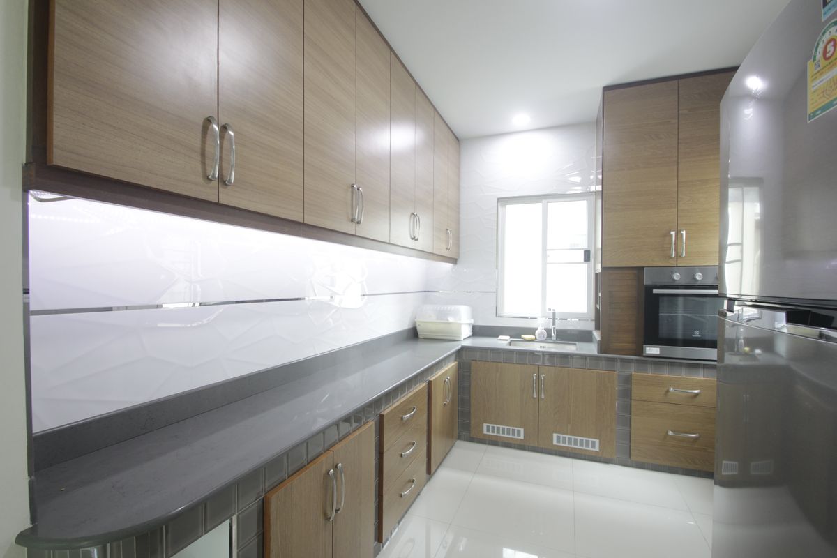 For SaleHousePhutthamonthon, Salaya : Baan Dae Yewaphatsorn Pinklao Petchkasem The new house has never been to sell, loss with fir, air conditioner, refrigerator, curtain, 61.9 square wah.