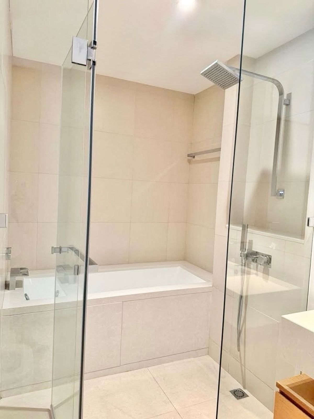 For RentCondoWongwianyai, Charoennakor : 🌟 For Rent: The River Condominium (Luxury Duplex Penthouse) 🌟 4BED5 Bath 200k