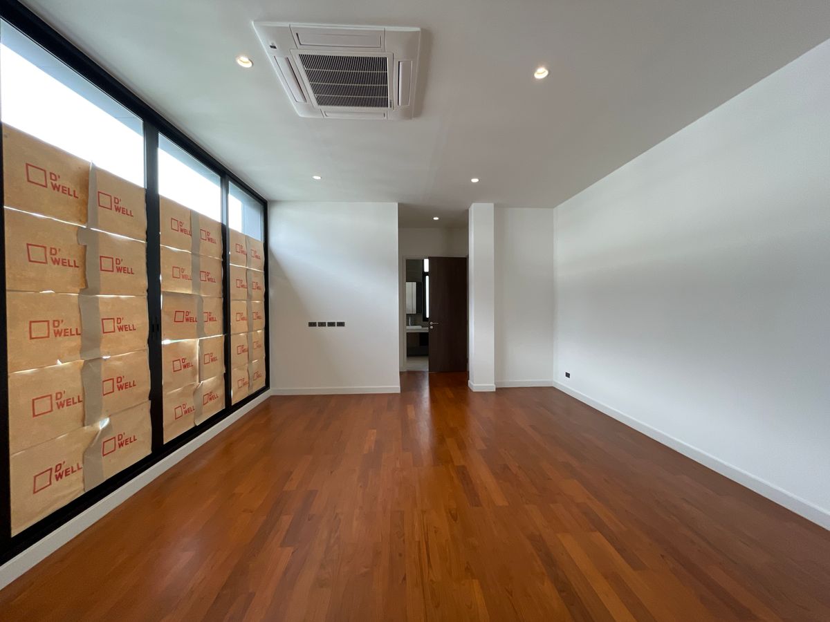 ขายบ้านรามคำแหง หัวหมาก : บ้าน Super Luxury “ARNA Rama9” 4 ห้องนอน 5 ห้องน้ำ 3 ที่จอดรถ บ้านเดี่ยว 3 ชั้น + ดาดฟ้า สไตล์ Super Luxury บนทำเลศักยภาพสูงใจกลางพระราม 9 – รามคำแหง ใจกลางเมือง ใกล้รถไฟฟ้าสายสีส้ม 