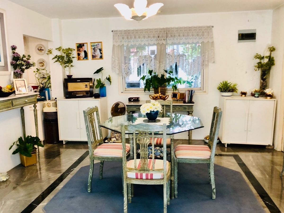 ขายบ้านหัวหิน ประจวบคีรีขันธ์ : 📢👇 หัวหินเป็นเมืองชายทะเลที่สวยงามและเป็นที่นิยมสำหรับวันหยุดพักผ่อน บ้านพักตากอากาศที่นี่ เพื่อนบ้านดี ฮวงจุ้ยดี เป็นตัวเลือกที่ดีสำหรับผู้ที่ต้องการความเป็นส่วนตัว พื้นที่กว้างขวาง และความสะดวกสบาย