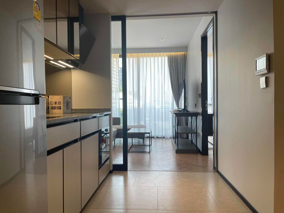 ให้เช่าคอนโดสุขุมวิท อโศก ทองหล่อ : 1bed 1bath 5th