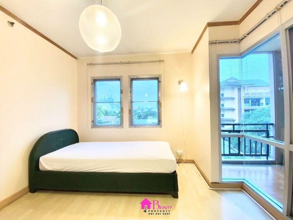 For SaleCondoRama 8, Samsen, Ratchawat :  Rare Investment Opportunity in the Heart of Bangkok’s Historic District; 'Dusit District'. Hidden Value with High Return Potential  Call/What’sAPP 081-091-3231