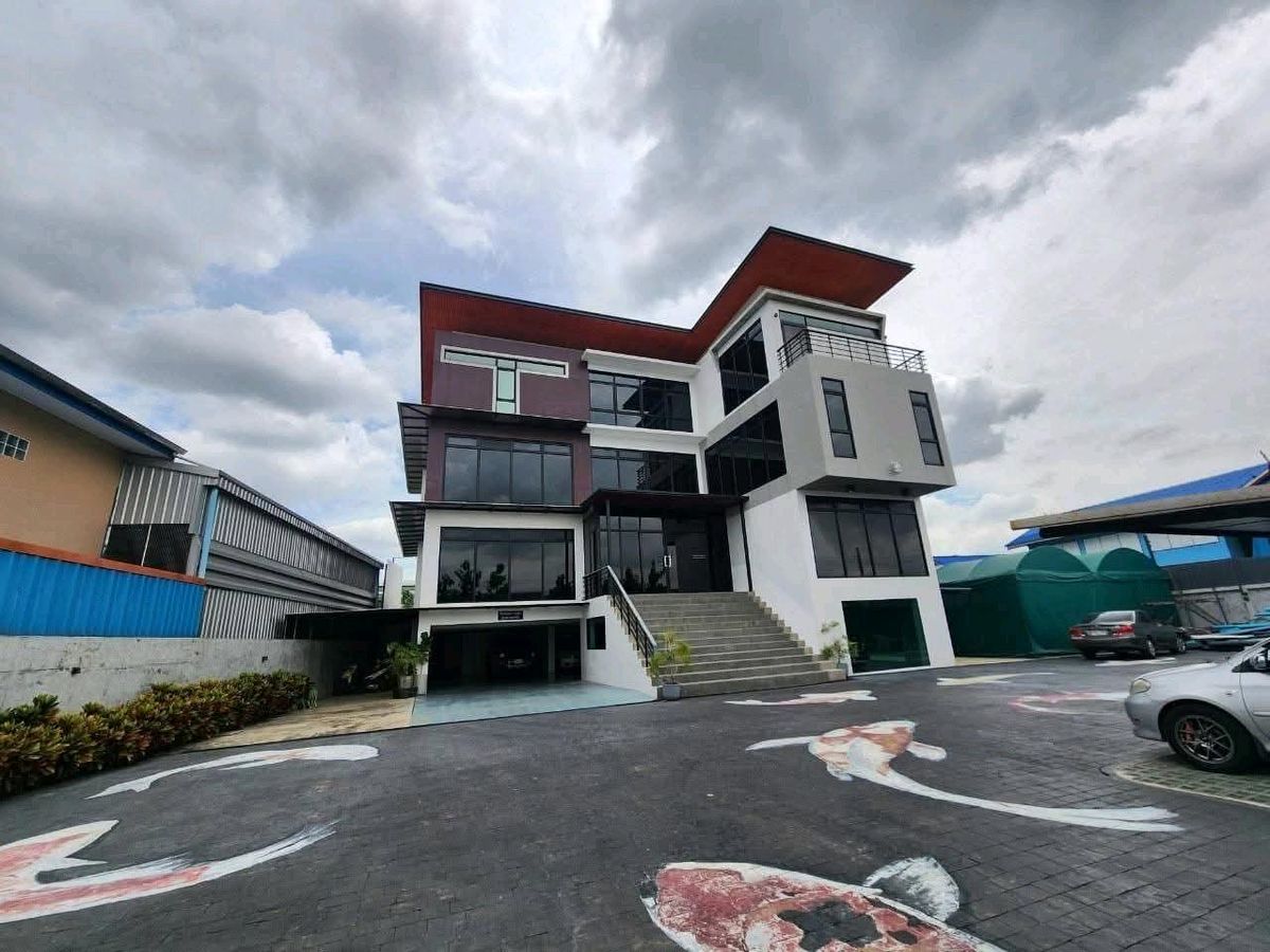 ขายสำนักงานนวมินทร์ รามอินทรา : ขาย #ที่ดินพร้อมอาคารสำนักงานรวมที่พักอาศัย 4ชั้น ถนนสุขาภิบาล5 ซอย 22 เข้าซอยเพียง 300 เมตร
