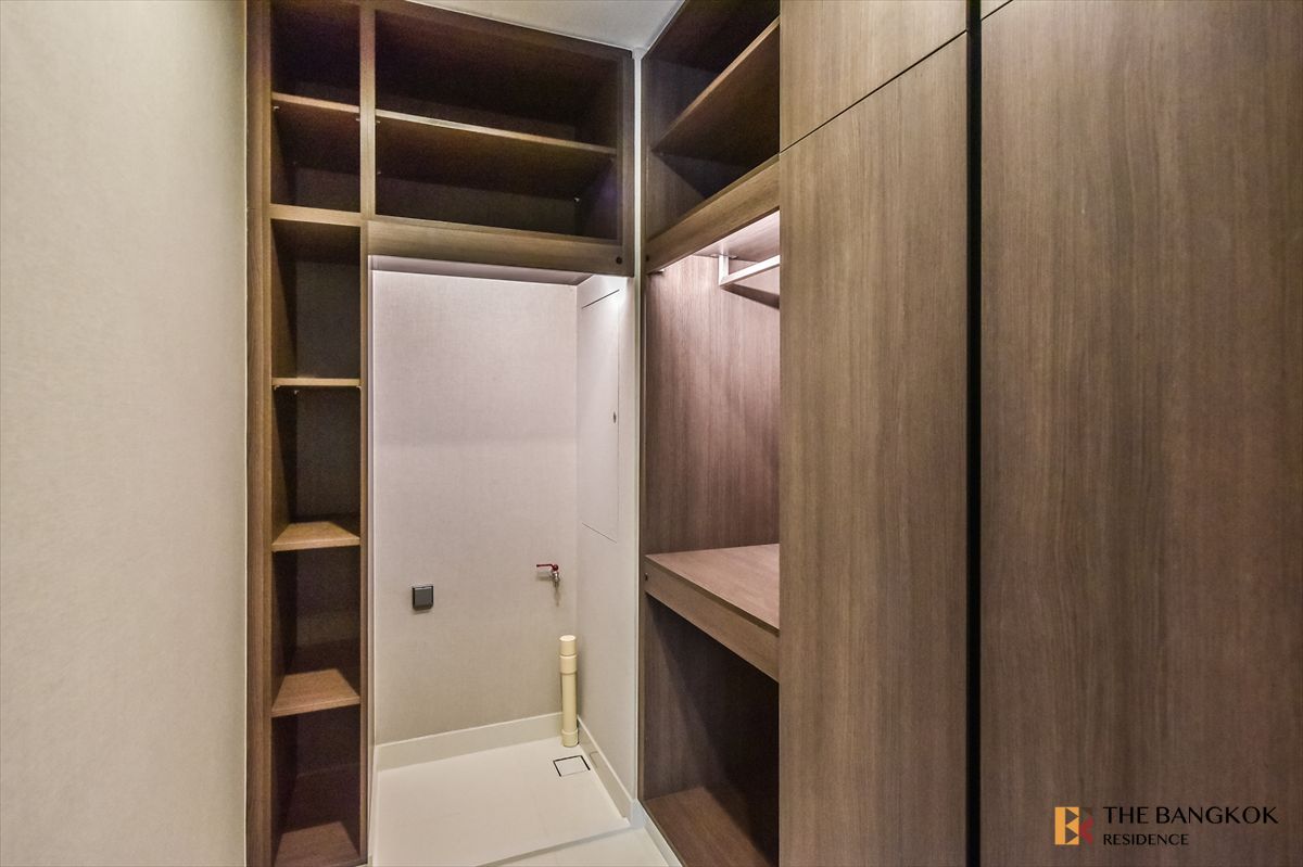 For SaleCondoNana, North Nana,Sukhumvit13, Soi Nana :  ⚡Luxury Unit Available Now!⚡  Q1 Sukhumvit Near  BTS NANA 