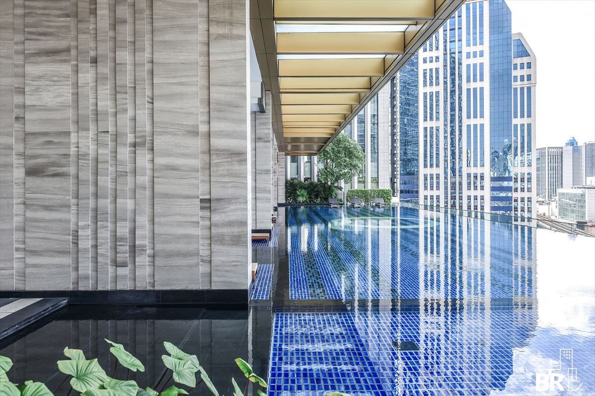 For SaleCondoNana, North Nana,Sukhumvit13, Soi Nana :  ⚡Luxury Unit Available Now!⚡  Q1 Sukhumvit Near  BTS NANA 