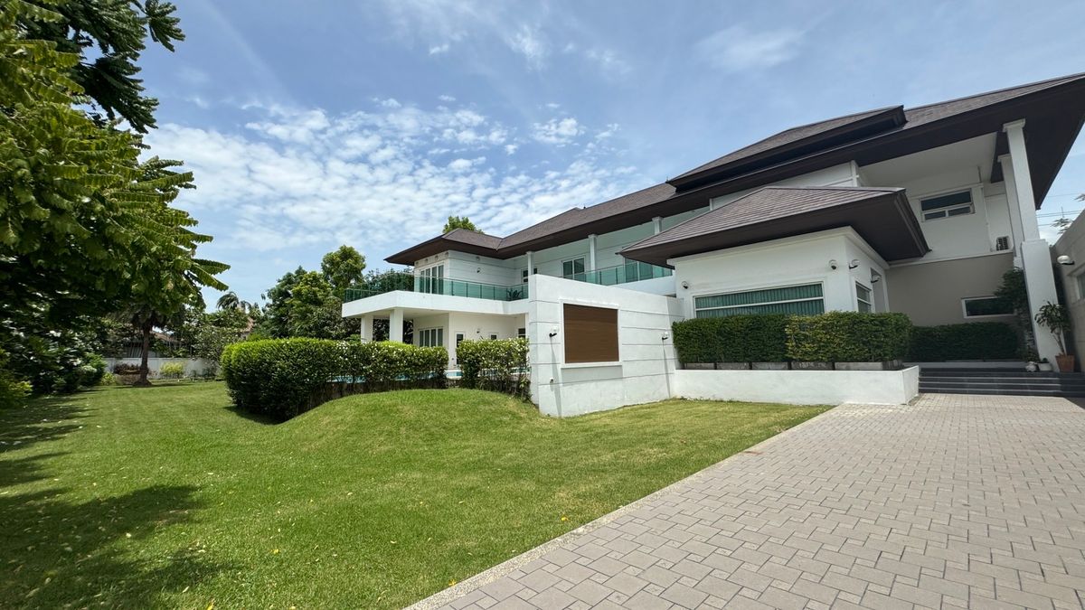 For SaleHouseSamut Prakan,Samrong : Single house with land, Village, Mill / 7 Bedrooms (Sale), Windmill Village / House Land 7 Bedrooms (For Sale) AIM003