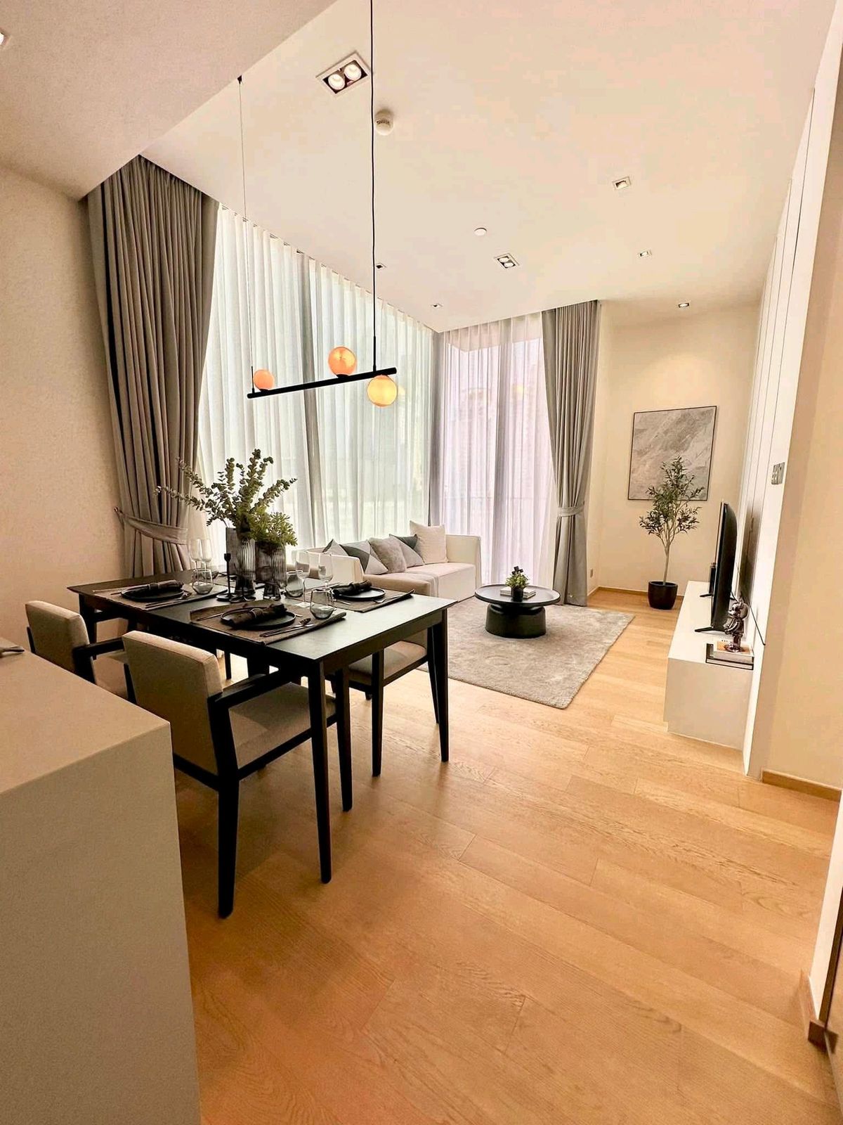 ให้เช่าคอนโดวิทยุ ชิดลม หลังสวน : 🔥🔥 Luxury Condo for rent 28 Chidlom 🔥🔥BTS Ploenchit 