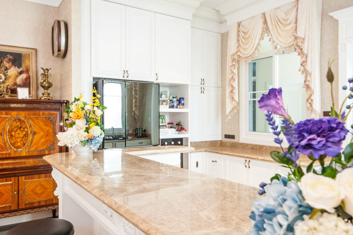 ขายบ้านพระราม 9 เพชรบุรีตัดใหม่ RCA : 🎁 อาณาจักรส่วนตัว 3 อาคารกลางเมือง! 🎁 ห่างสยามพารากอนแค่ 15 นาที!🌟