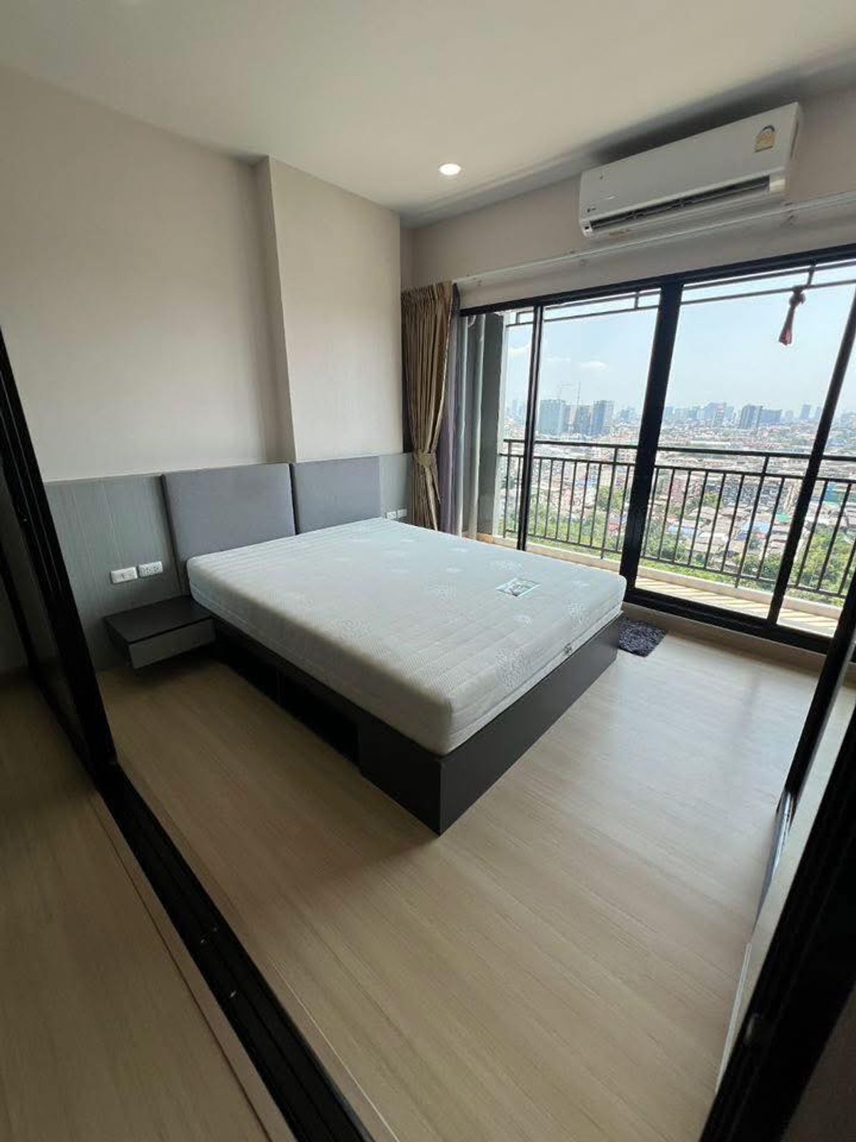 ขายคอนโดปิ่นเกล้า จรัญสนิทวงศ์ : ขาย รหัส PP130 คอนโด Supalai Loft สถานีแยกไฟฉาย